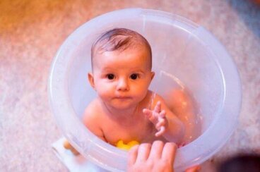 A quoi doit ressembler la baignoire de bébé ?