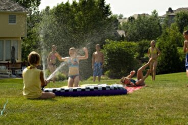 5 activités pour les enfants quand il fait très chaud