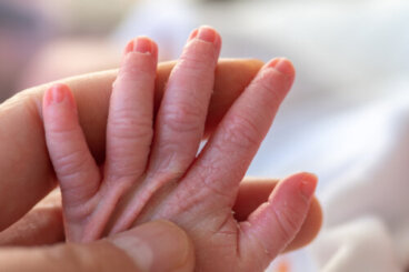 10 recommandations pour prendre soin de la peau des bébés prématurés