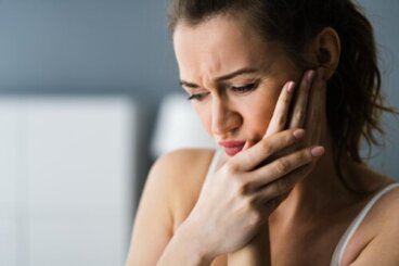 Parodontite pendant la grossesse : causes et traitement