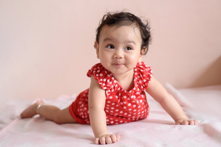 Votre bébé à 10 mois : une étape remplie de développements